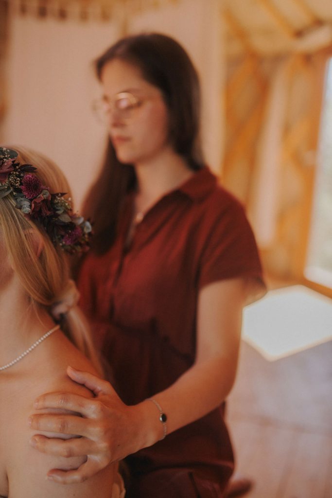 Doula Christina Ascher 8 Doula Begleitung in Schwangerschaft, Geburt & Wochenbett. Heilsame Rituale wie Motherblessing, Closing the Bones & liebevolle Begleitung von Sternenkind-Eltern - Doula Christina Ascher